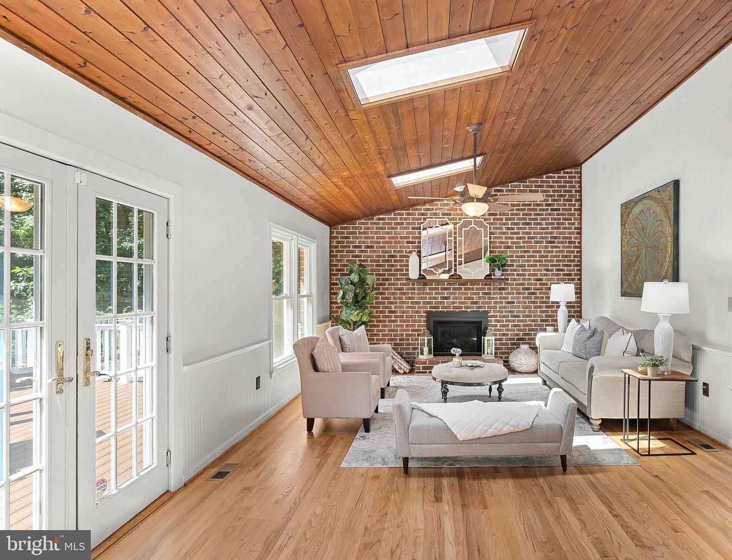 Silver Spring, Maryland, 20906, United States, 5 Bedrooms Bedrooms, ,4 BathroomsBathrooms,Residential,Active,1914614