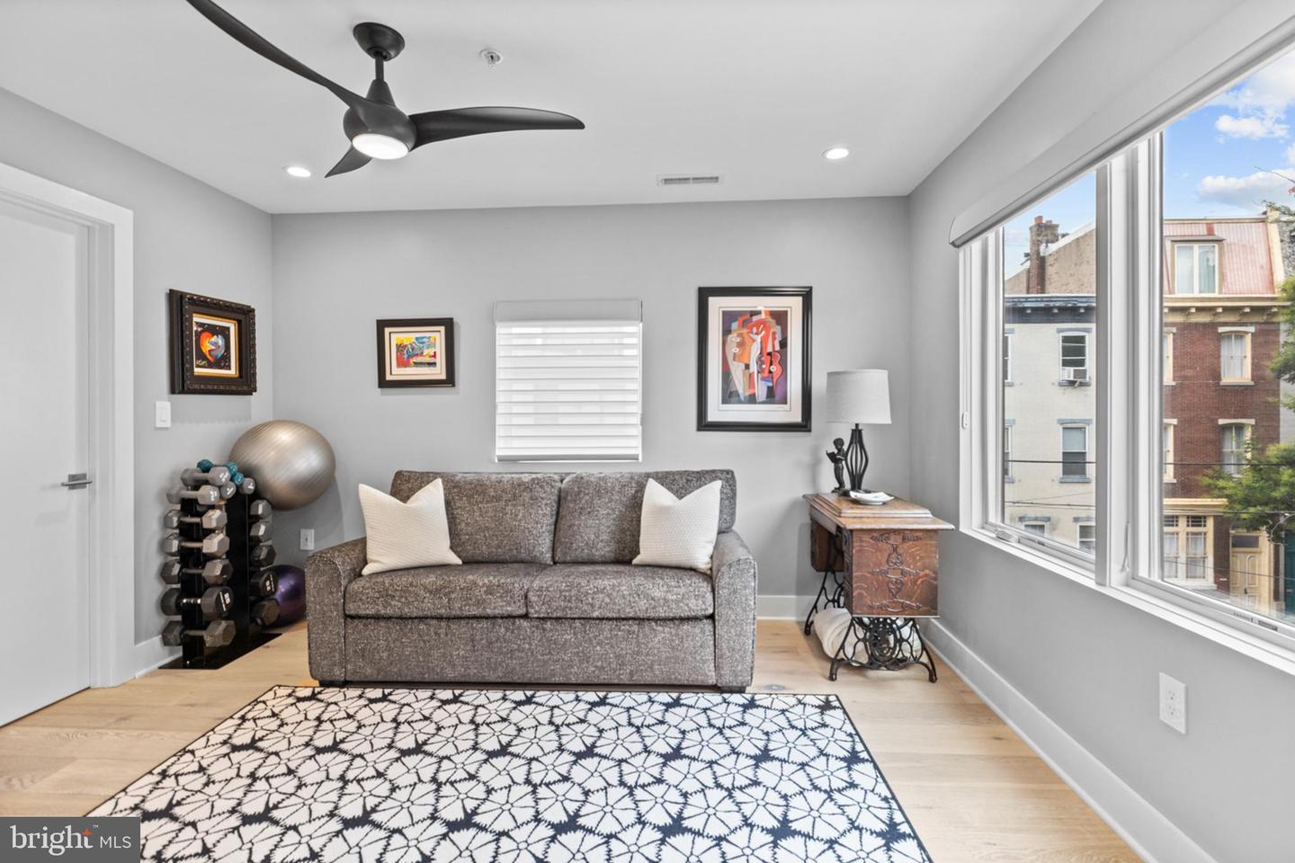 Philadelphia, Pennsylvania, 19146, United States, ,6 BathroomsBathrooms,Residential,Active,1862906