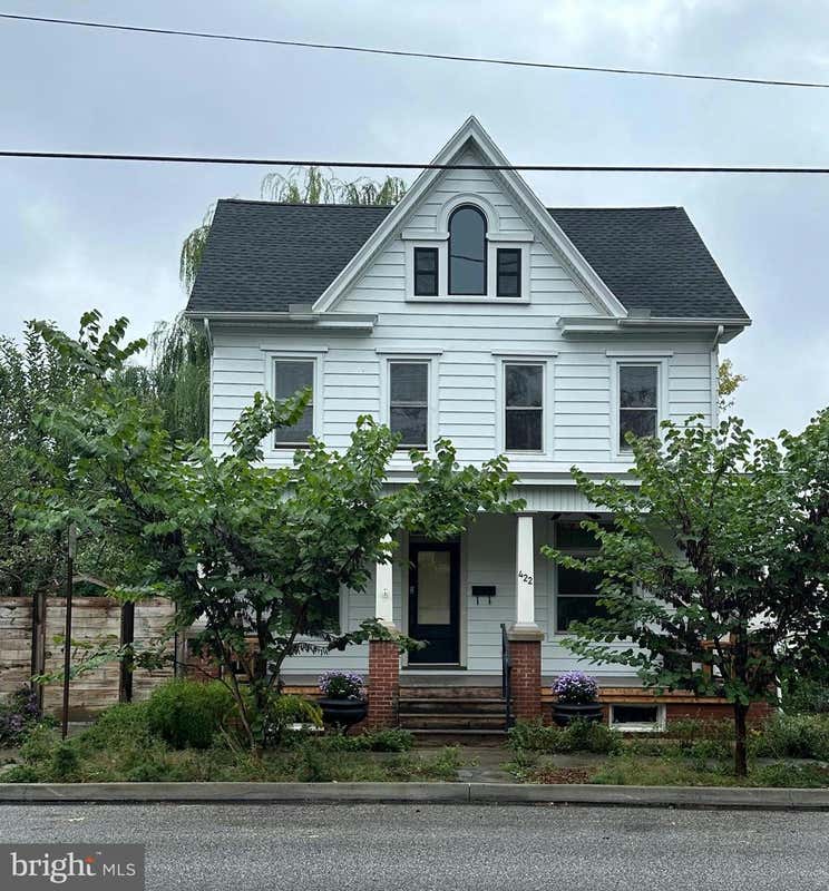 422 W SIMPSON ST, MECHANICSBURG, PA 17055 Single Family Residence For