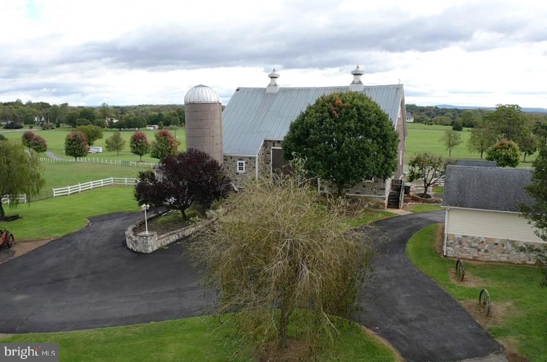 Martinsburg, West Virginia, 25404, United States, 5 Bedrooms Bedrooms, ,3 BathroomsBathrooms,Residential,Active,1936417