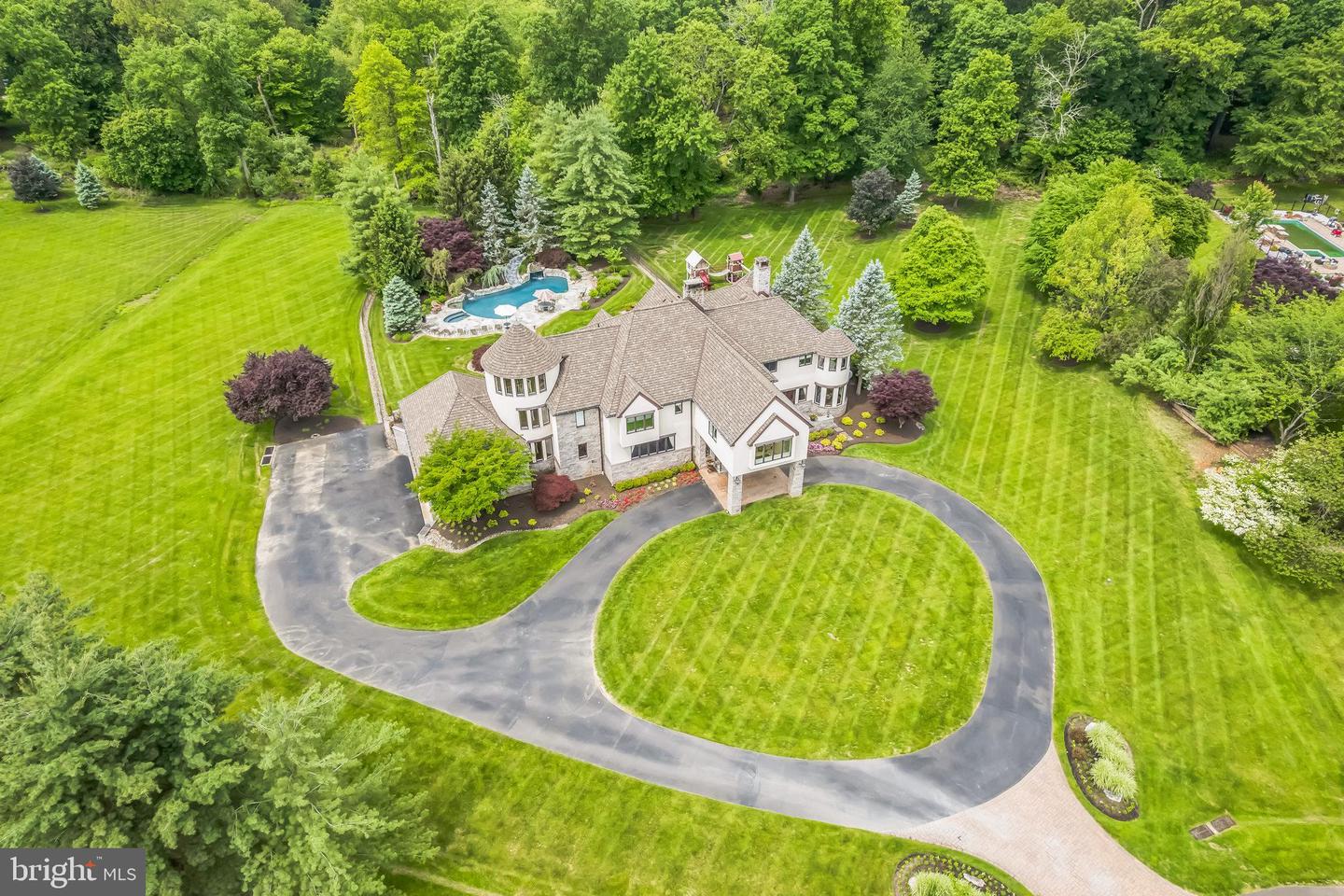 Newtown, Pennsylvania, 18940, United States, 6 Bedrooms Bedrooms, ,6 BathroomsBathrooms,Residential,Active,1849543