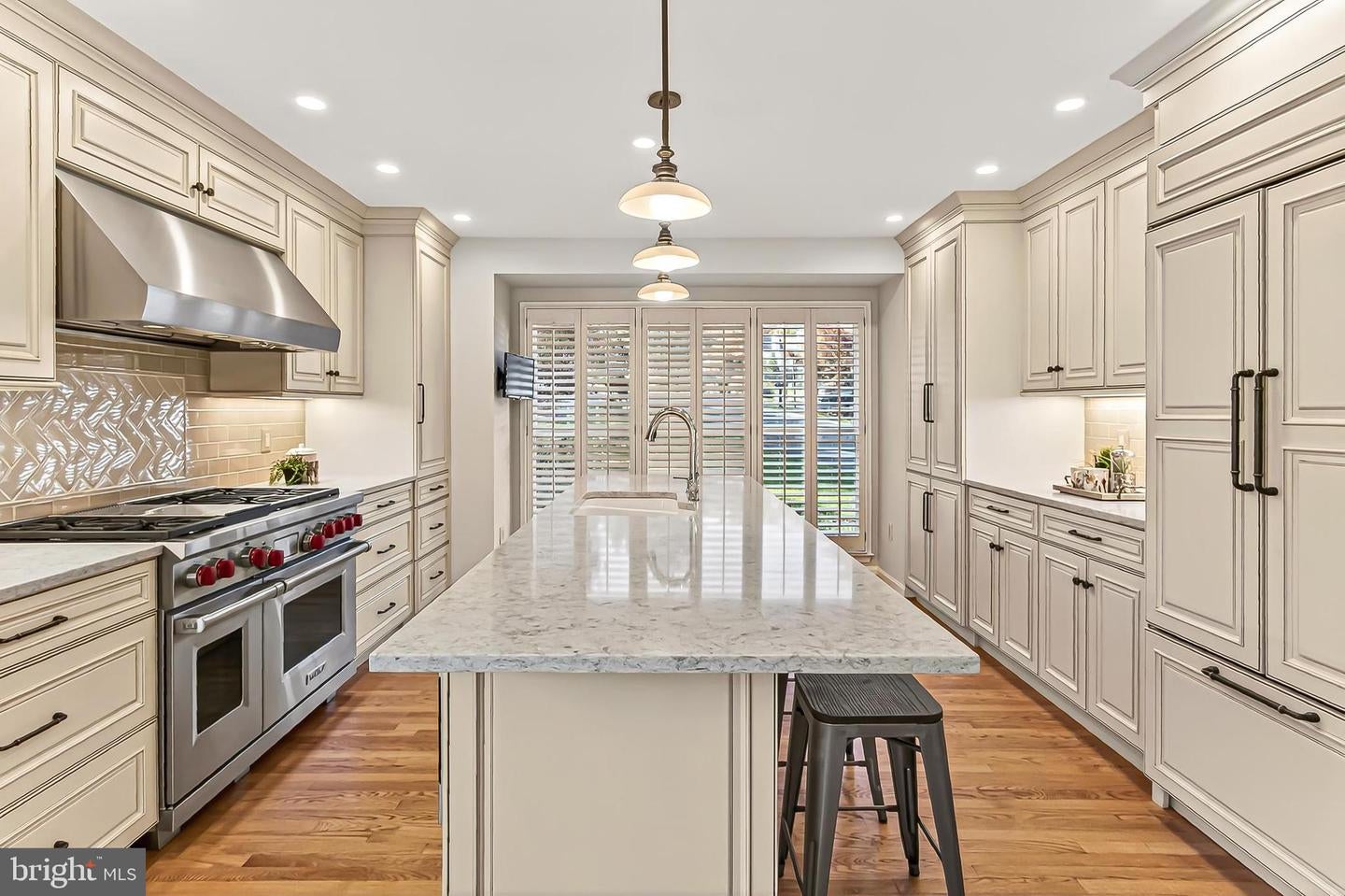 Falls Church, Virginia, 22042, United States, 4 Bedrooms Bedrooms, ,5 BathroomsBathrooms,Residential,Active,1988475