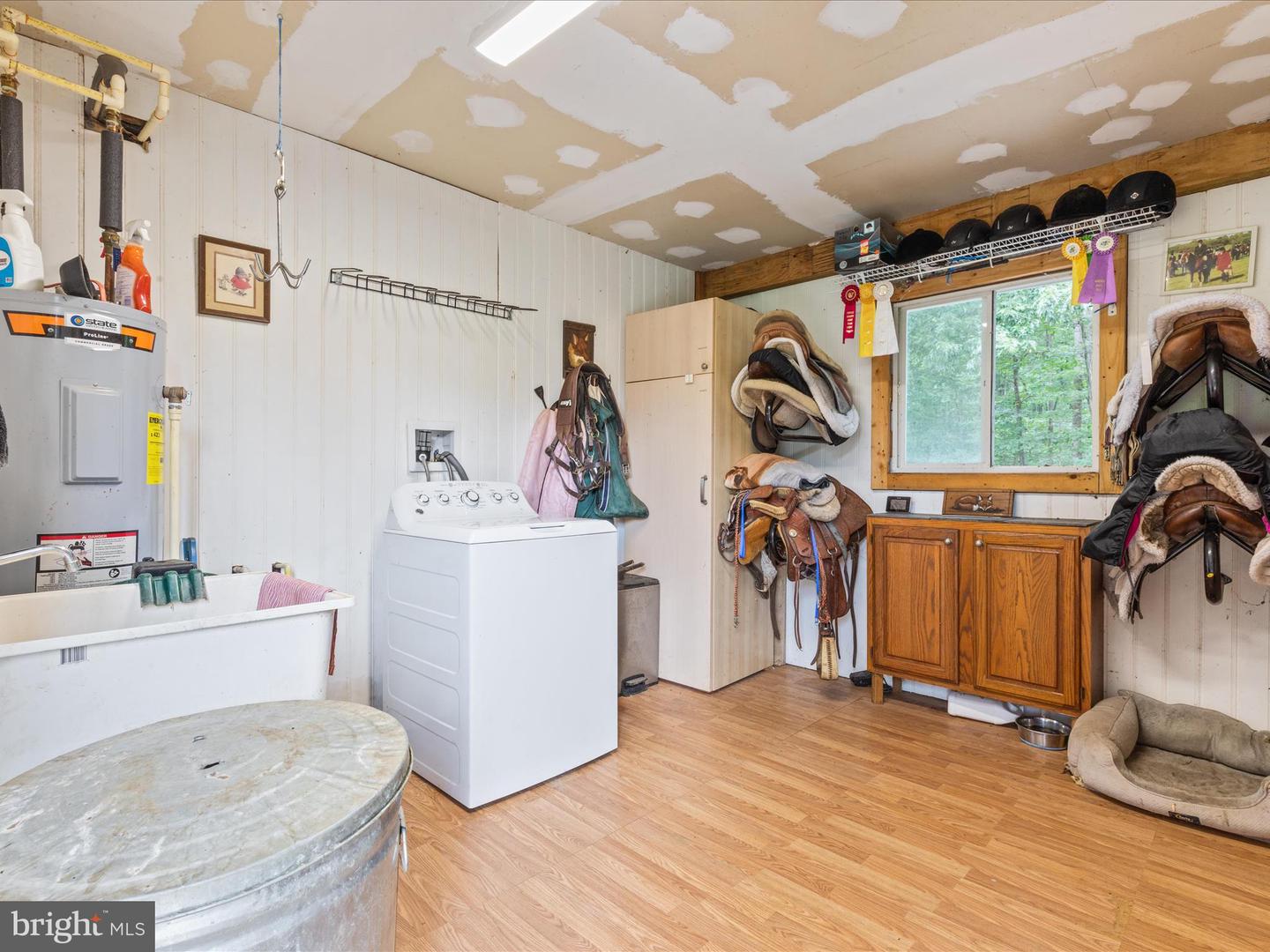 Amissville, Virginia, 20106, United States, 4 Bedrooms Bedrooms, ,4 BathroomsBathrooms,Residential,Active,1929462