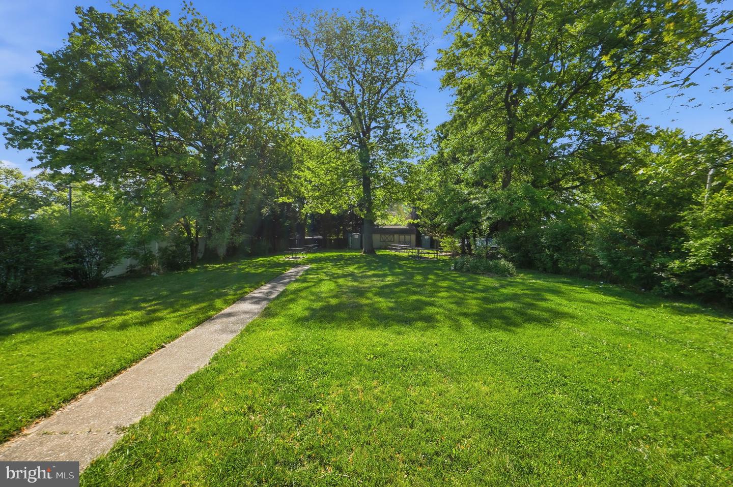 Laurel, Maryland, 20707, United States, 5 Bedrooms Bedrooms, ,6 BathroomsBathrooms,Residential,Active,2052098