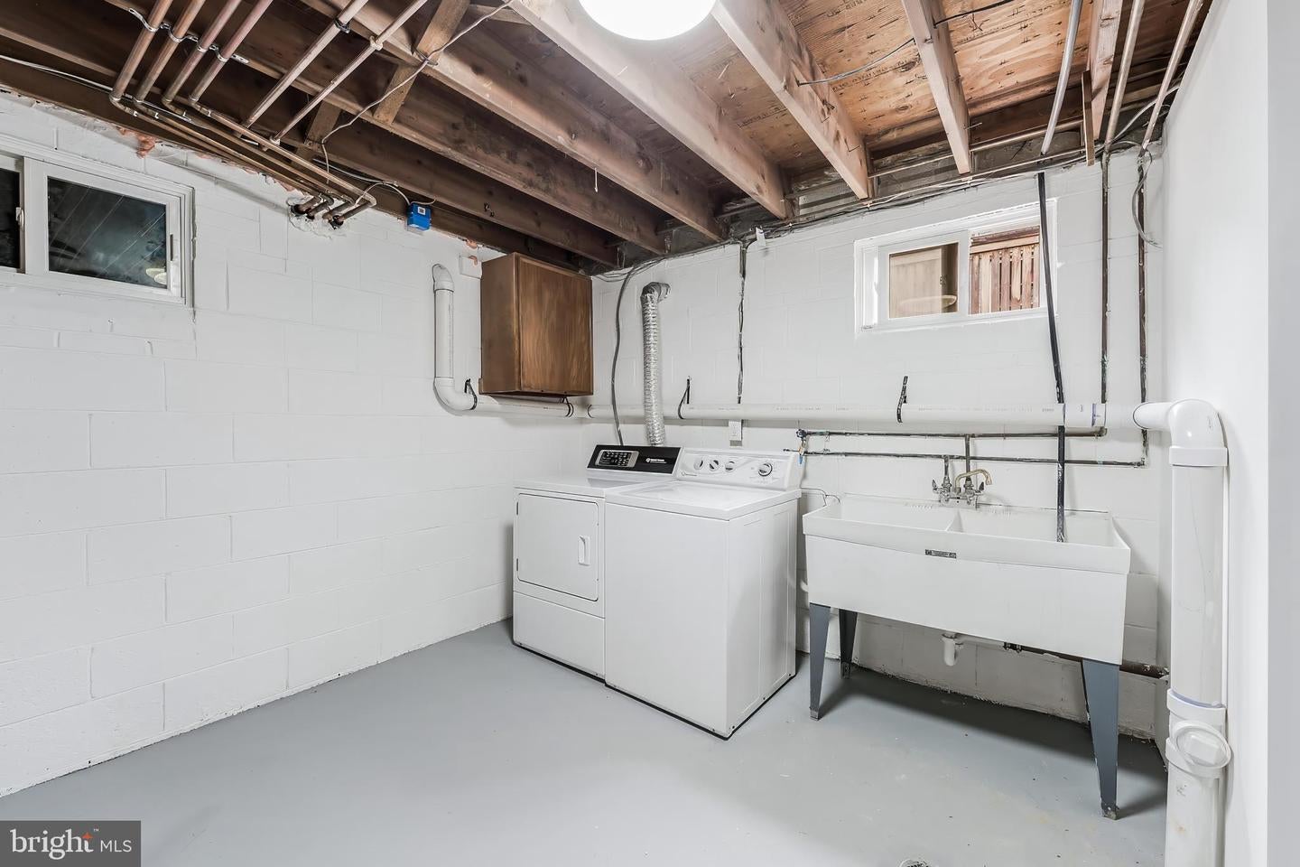 Arlington, Virginia, 22204, United States, 4 Bedrooms Bedrooms, ,3 BathroomsBathrooms,Residential,Active,2045018