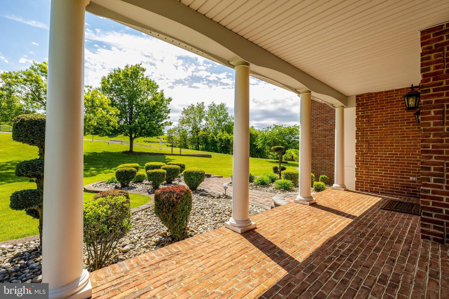 Leesburg, Virginia, 20175, United States, 5 Bedrooms Bedrooms, ,5 BathroomsBathrooms,Residential,Active,2021689
