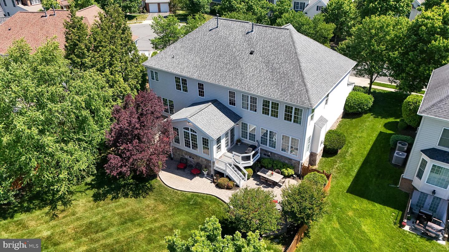 Brambleton, Virginia, 20148, United States, 4 Bedrooms Bedrooms, ,5 BathroomsBathrooms,Residential,Pending,2045666