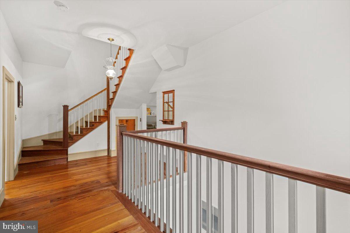 Nokesville, Virginia, 20181, United States, 4 Bedrooms Bedrooms, ,4 BathroomsBathrooms,Residential,Active,1909876