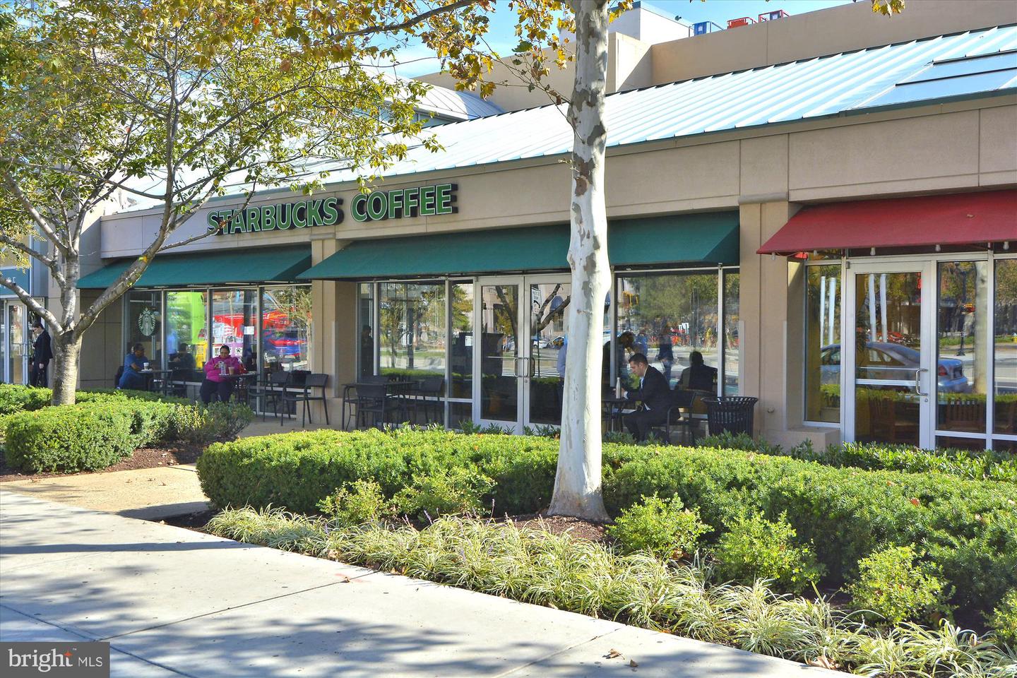 Arlington, Virginia, 22202, United States, 5 Bedrooms Bedrooms, ,3 BathroomsBathrooms,Residential,Active,1926909