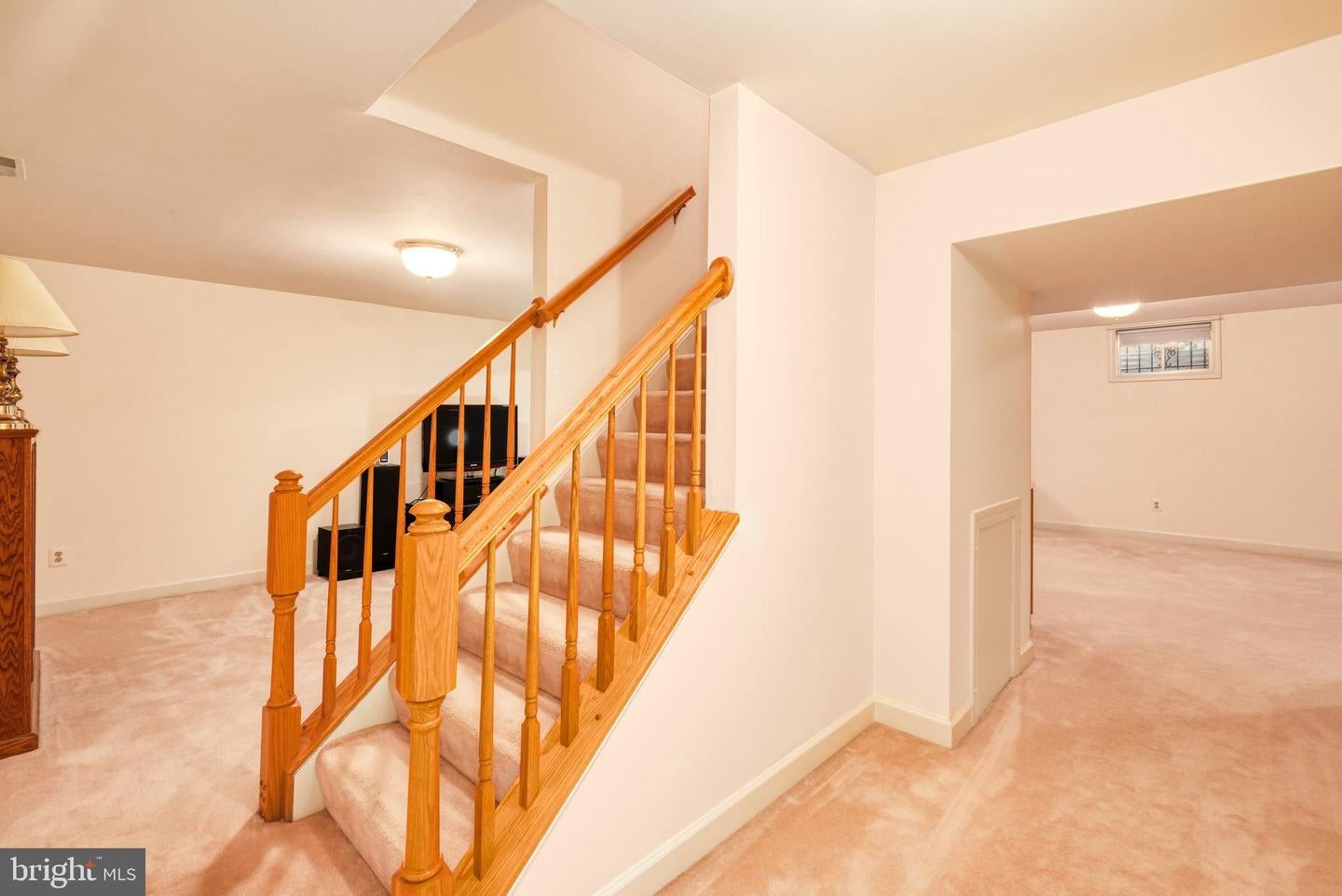 Fairfax Station, Virginia, 22039, United States, 4 Bedrooms Bedrooms, ,4 BathroomsBathrooms,Residential,Active,1988427