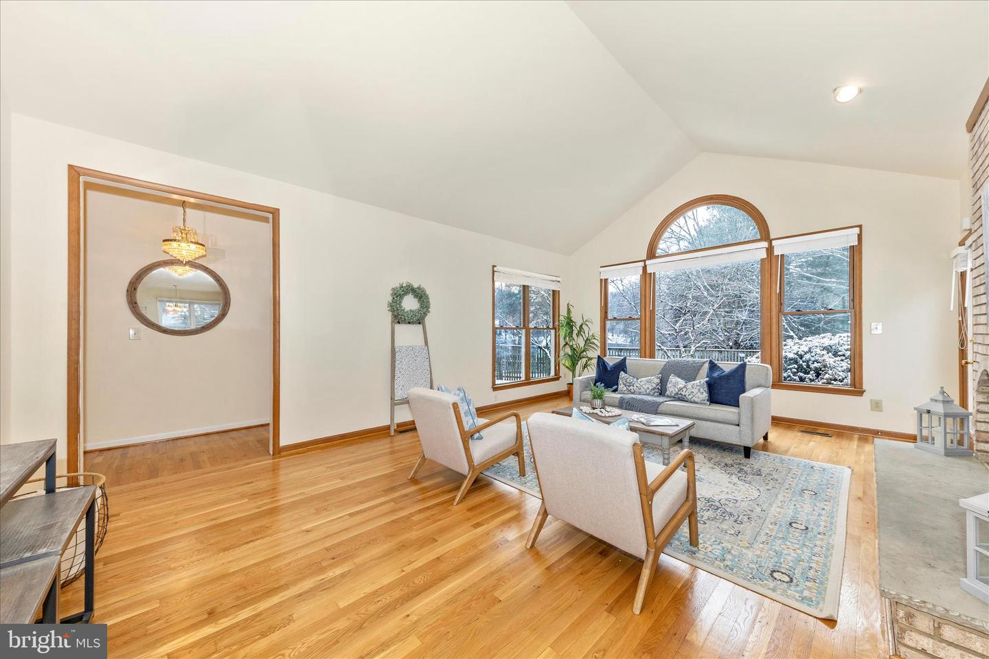 Potomac, Maryland, 20854, United States, 4 Bedrooms Bedrooms, ,5 BathroomsBathrooms,Residential,Active,2002617