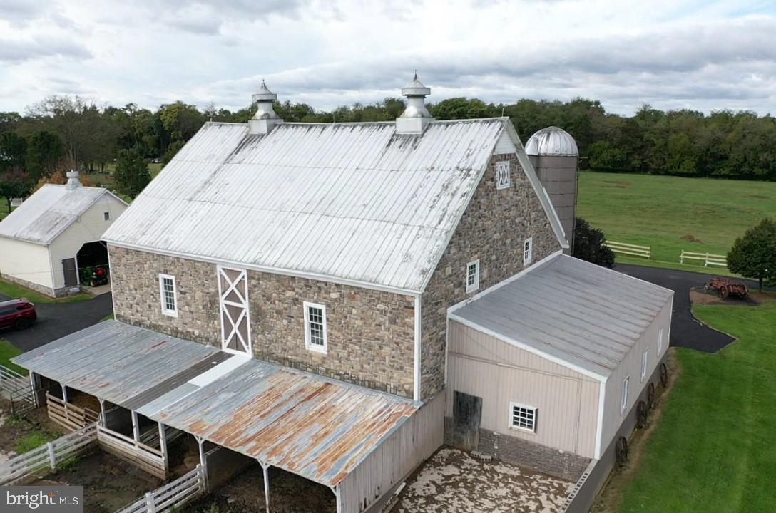Martinsburg, West Virginia, 25404, United States, 5 Bedrooms Bedrooms, ,3 BathroomsBathrooms,Residential,Active,1936417