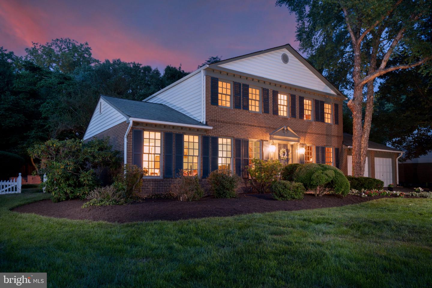 Mclean, Virginia, 22102, United States, 4 Bedrooms Bedrooms, ,3 BathroomsBathrooms,Residential,Pending,1929414