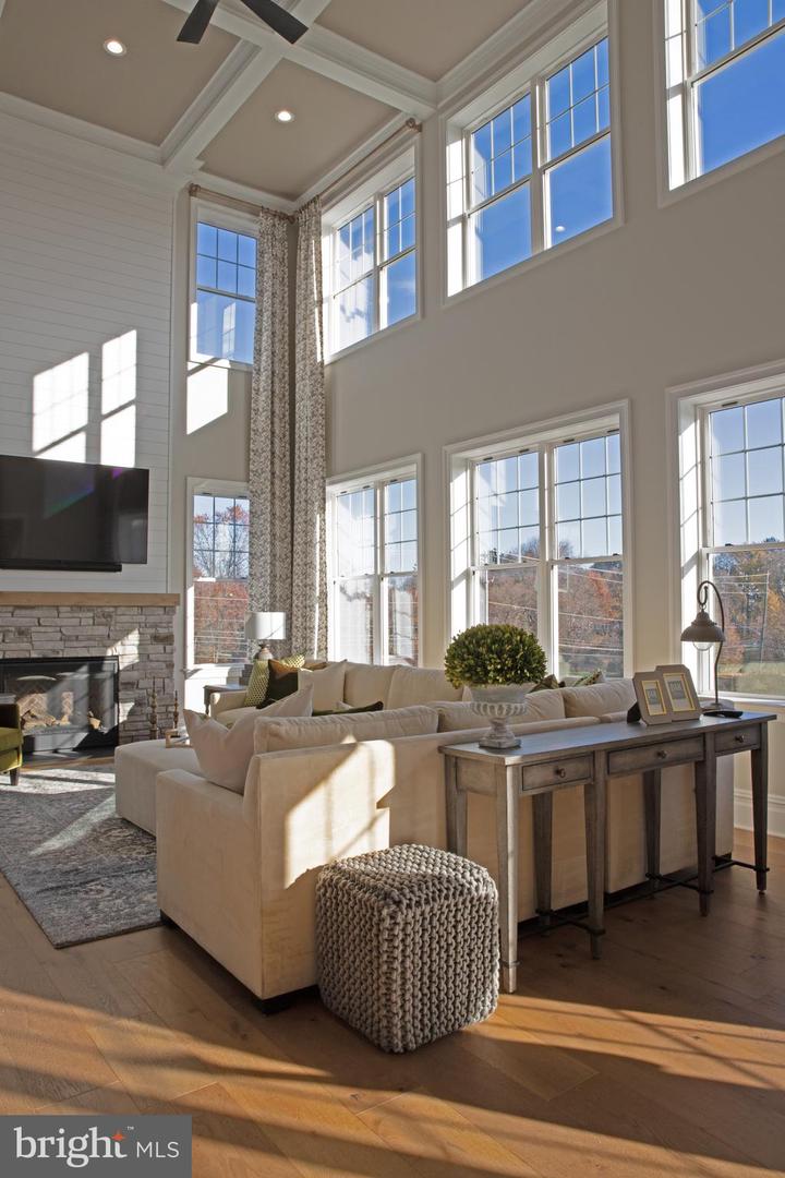 Chalfont, Pennsylvania, 18914, United States, ,5 BathroomsBathrooms,Residential,Active,1702152