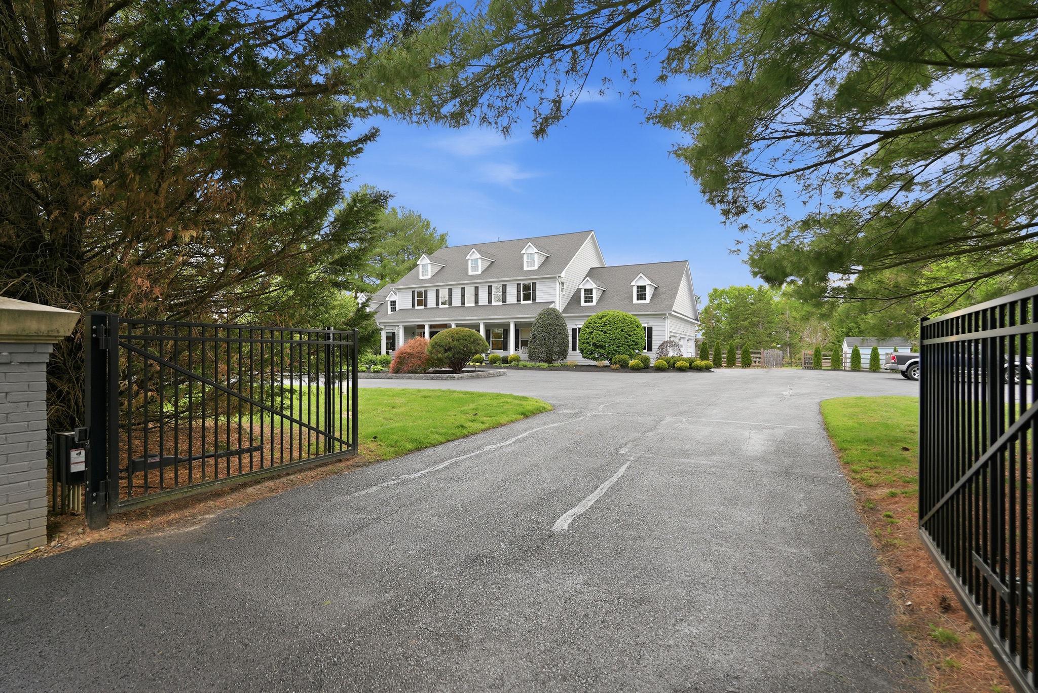 North Potomac, Maryland, 20878, United States, 7 Bedrooms Bedrooms, ,8 BathroomsBathrooms,Residential,Active,2044145