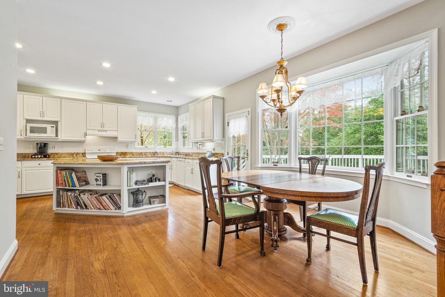 Annapolis, Maryland, 21403, United States, 4 Bedrooms Bedrooms, ,3 BathroomsBathrooms,Residential,Active,1941139