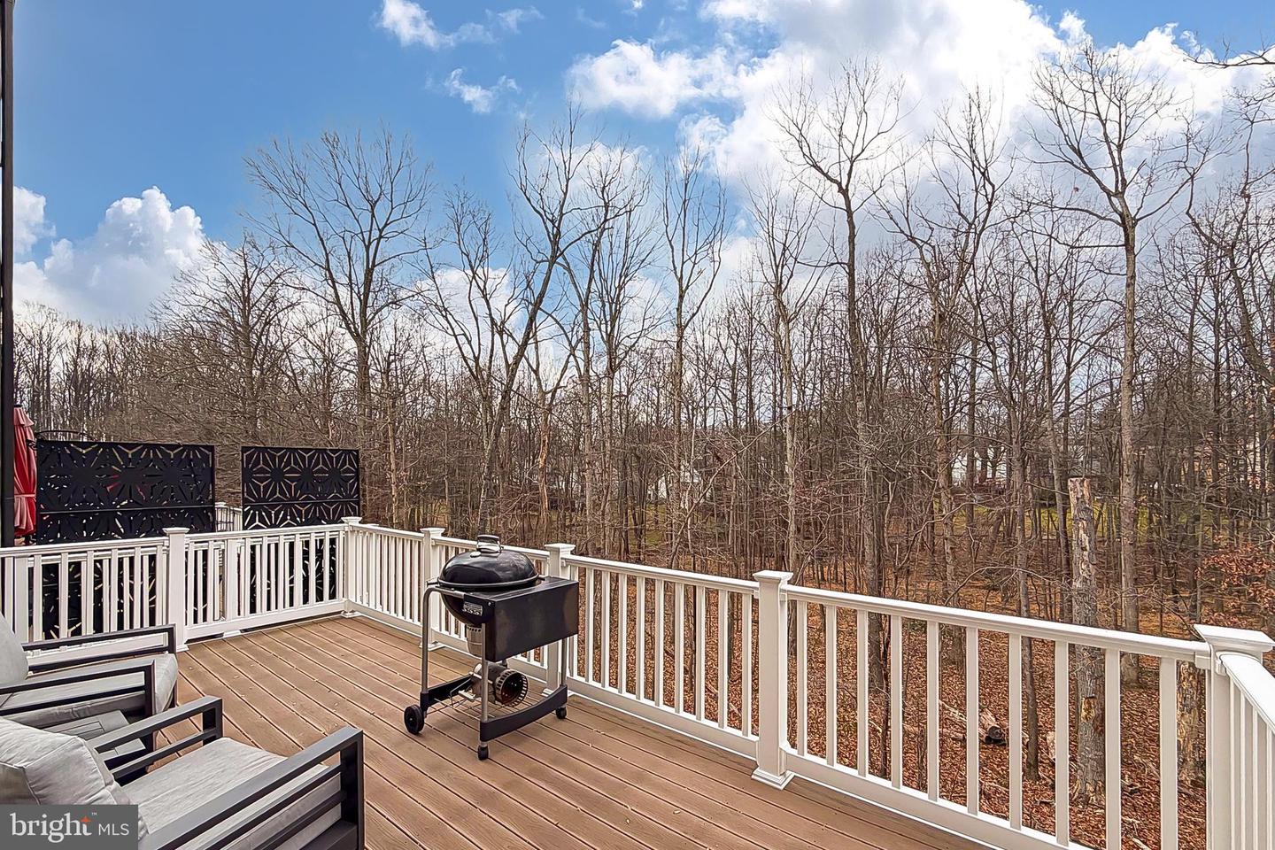 Fairfax, Virginia, 22033, United States, 4 Bedrooms Bedrooms, ,5 BathroomsBathrooms,Residential,Active,2010219