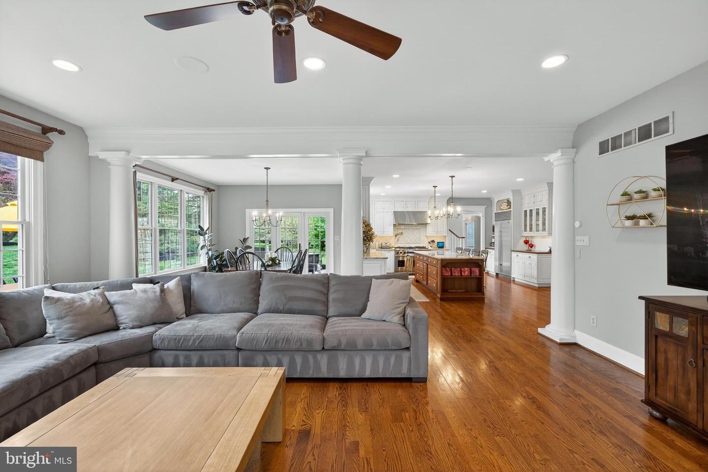 Kennett Square, Pennsylvania, 19348, United States, 7 Bedrooms Bedrooms, ,6 BathroomsBathrooms,Residential,Contingent,2045680