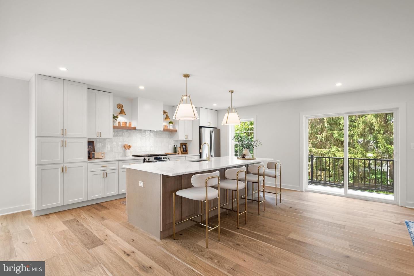 Kensington, Maryland, 20895, United States, 5 Bedrooms Bedrooms, ,4 BathroomsBathrooms,Residential,Active,1904171