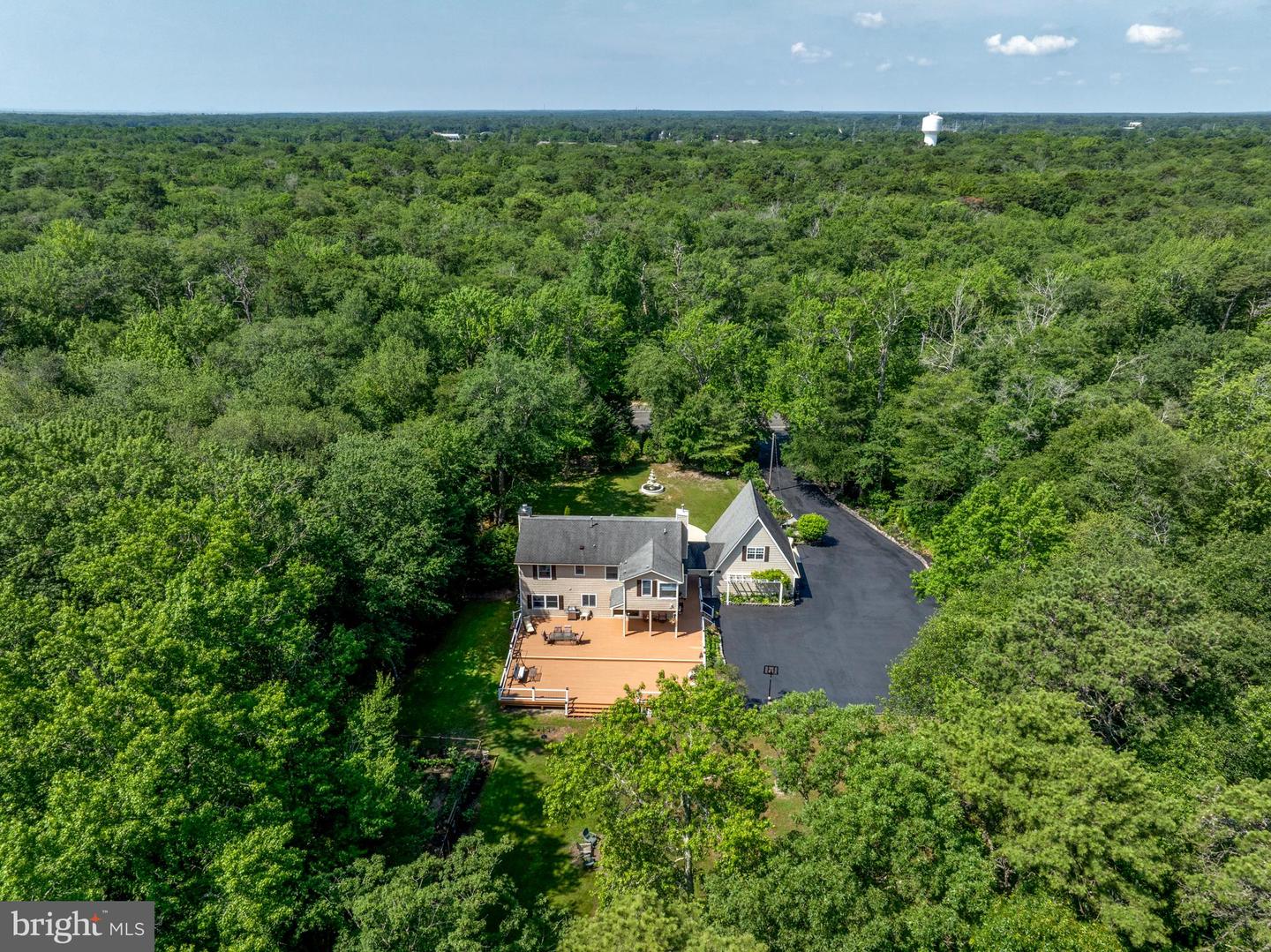 Manahawkin, New Jersey, 08050, United States, 4 Bedrooms Bedrooms, ,3 BathroomsBathrooms,Residential,Active,1879973