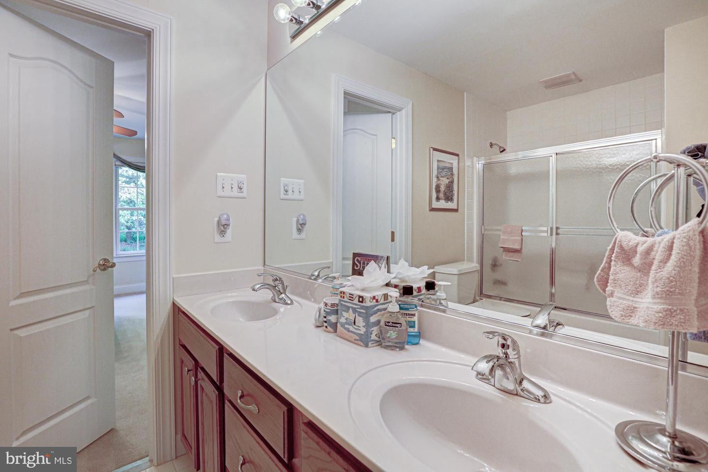 Kennett Square, Pennsylvania, 19348, United States, 5 Bedrooms Bedrooms, ,5 BathroomsBathrooms,Residential,Active,1806597