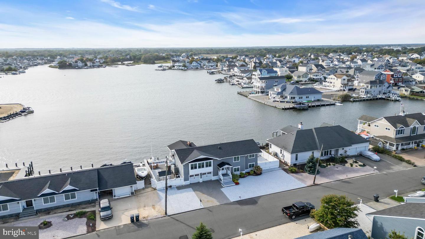 Toms River, New Jersey, 08753, United States, 5 Bedrooms Bedrooms, ,3 BathroomsBathrooms,Residential,Active,1952597