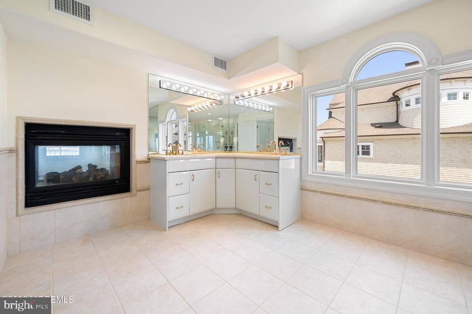 Bayville, New Jersey, 08721, United States, 5 Bedrooms Bedrooms, ,6 BathroomsBathrooms,Residential,Active,2035591
