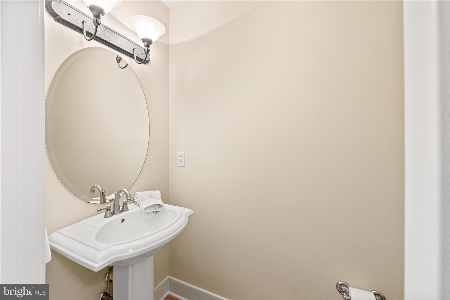 Rehoboth Beach, Delaware, 19971, United States, 4 Bedrooms Bedrooms, ,7 BathroomsBathrooms,Residential,Active,1997874