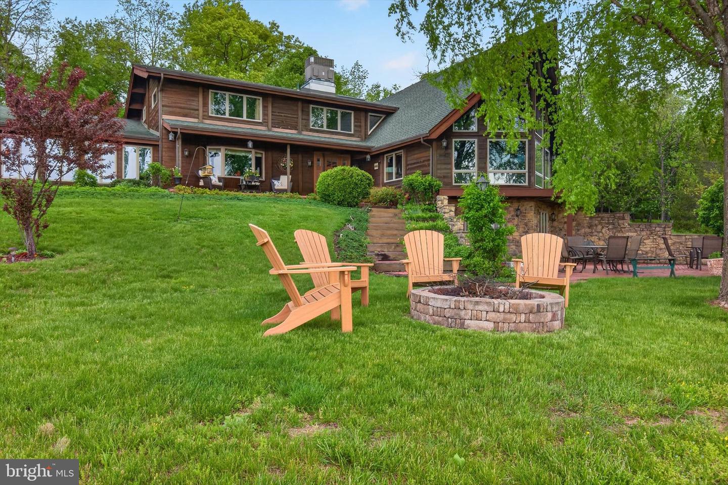 Harrisburg, Pennsylvania, 17112, United States, 3 Bedrooms Bedrooms, ,4 BathroomsBathrooms,Residential,Active,2045613