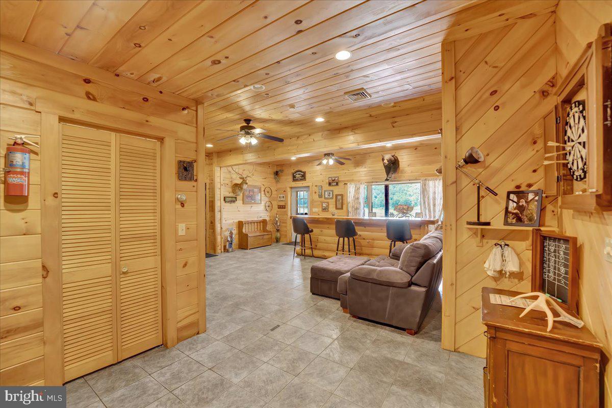 White Haven, Pennsylvania, 18661, United States, 5 Bedrooms Bedrooms, ,3 BathroomsBathrooms,Residential,Active,1888981