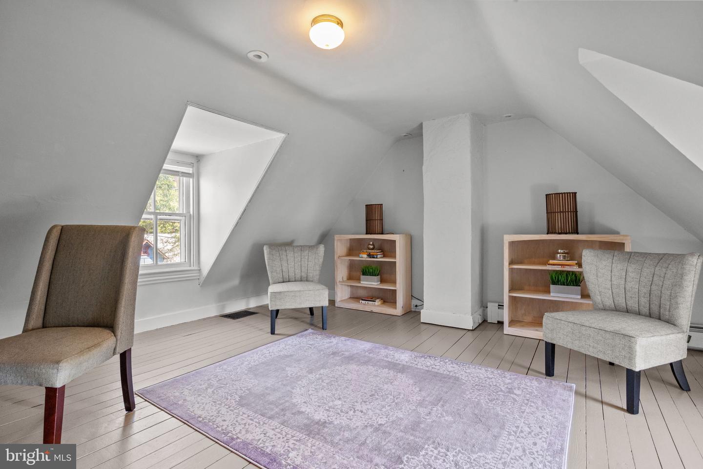 Newtown, Pennsylvania, 18940, United States, 5 Bedrooms Bedrooms, ,3 BathroomsBathrooms,Residential,Active,2011886