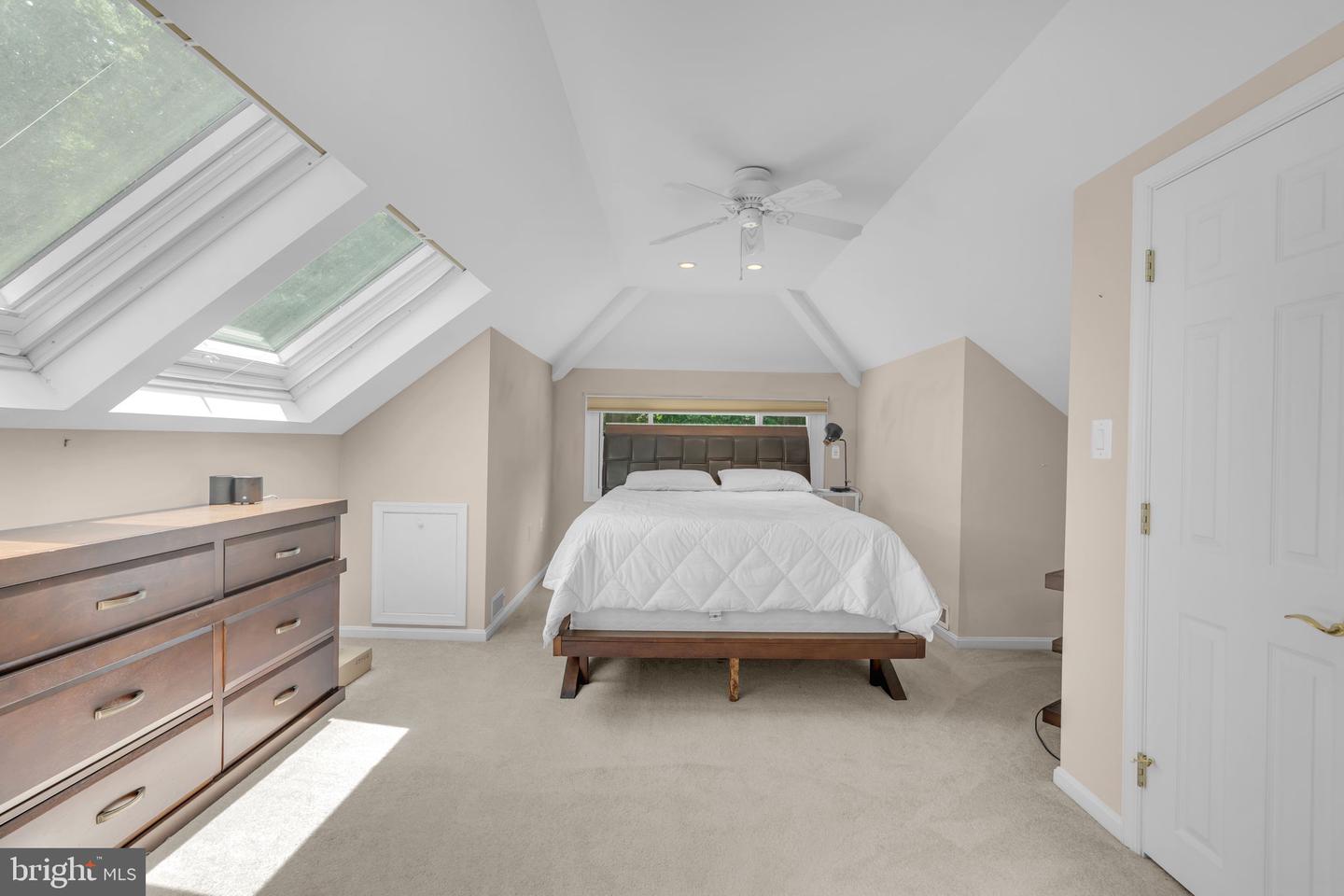 Dunkirk, Maryland, 20754, United States, 6 Bedrooms Bedrooms, ,7 BathroomsBathrooms,Residential,Active,1952077