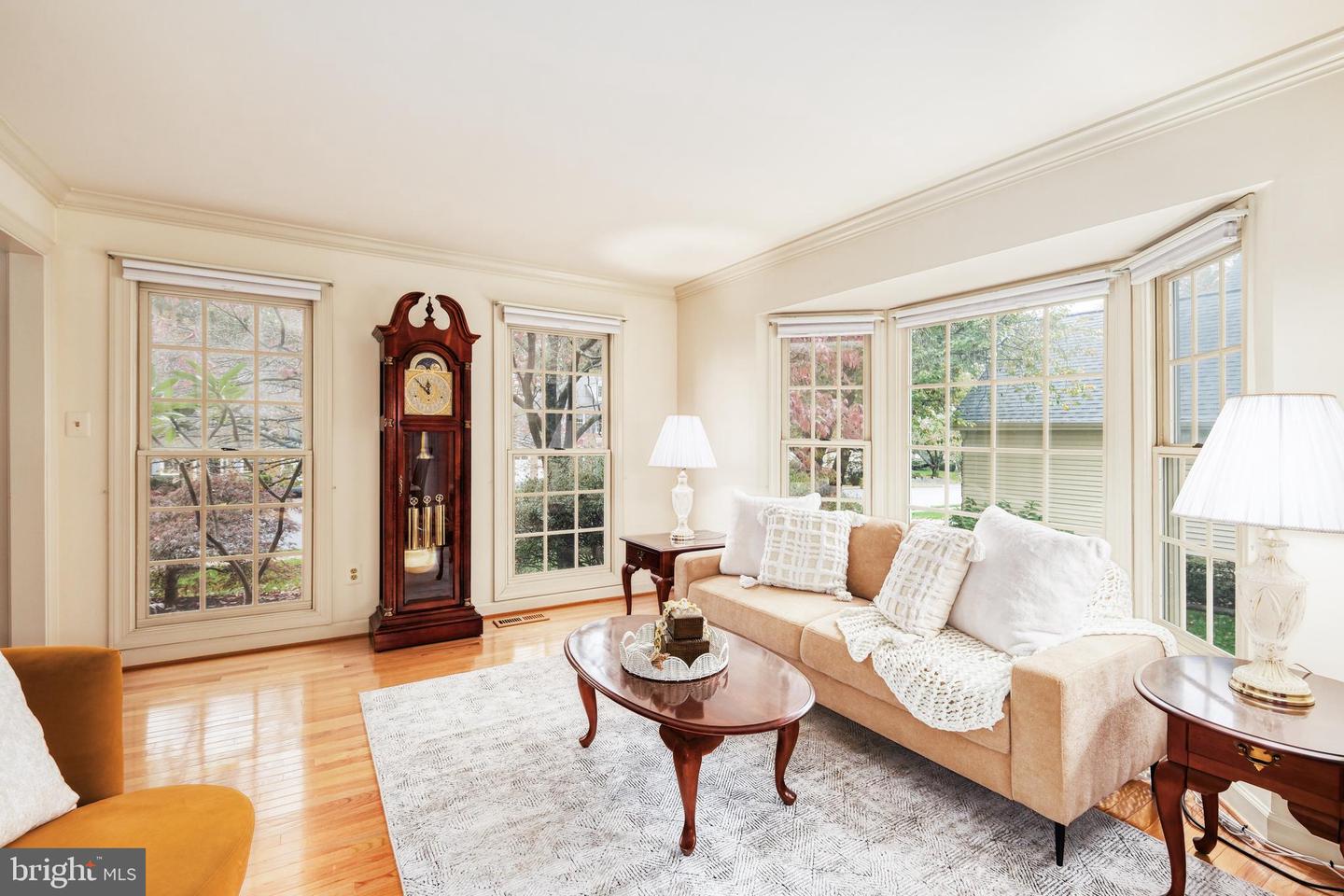 Fairfax Station, Virginia, 22039, United States, 4 Bedrooms Bedrooms, ,4 BathroomsBathrooms,Residential,Active,1988427