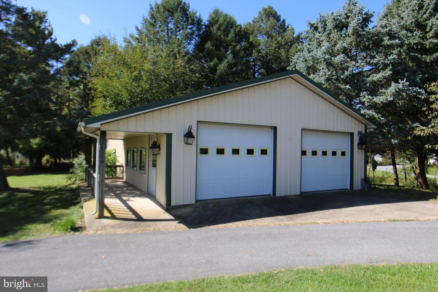 Grantville, Pennsylvania, 17028, United States, ,4 BathroomsBathrooms,Residential,Contingent,1704041