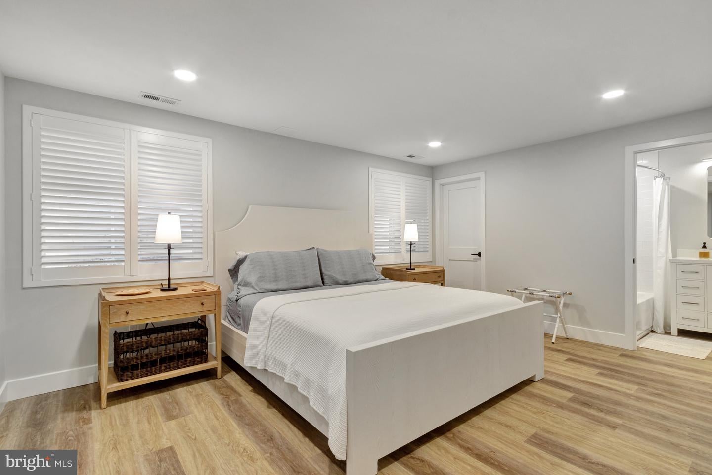 Rehoboth Beach, Delaware, 19971, United States, 5 Bedrooms Bedrooms, ,4 BathroomsBathrooms,Residential,Active,1945511