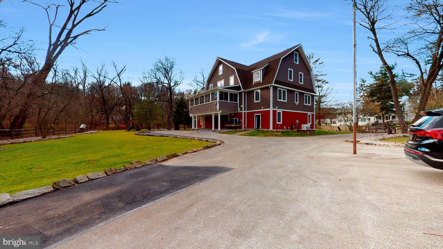 Broomall, Pennsylvania, 19008, United States, 6 Bedrooms Bedrooms, ,8 BathroomsBathrooms,Residential,Active,1738458