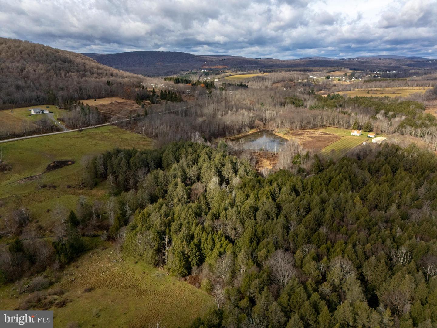 Waymart, Pennsylvania, 18472, United States, 4 Bedrooms Bedrooms, ,2 BathroomsBathrooms,Residential,Active,2007156