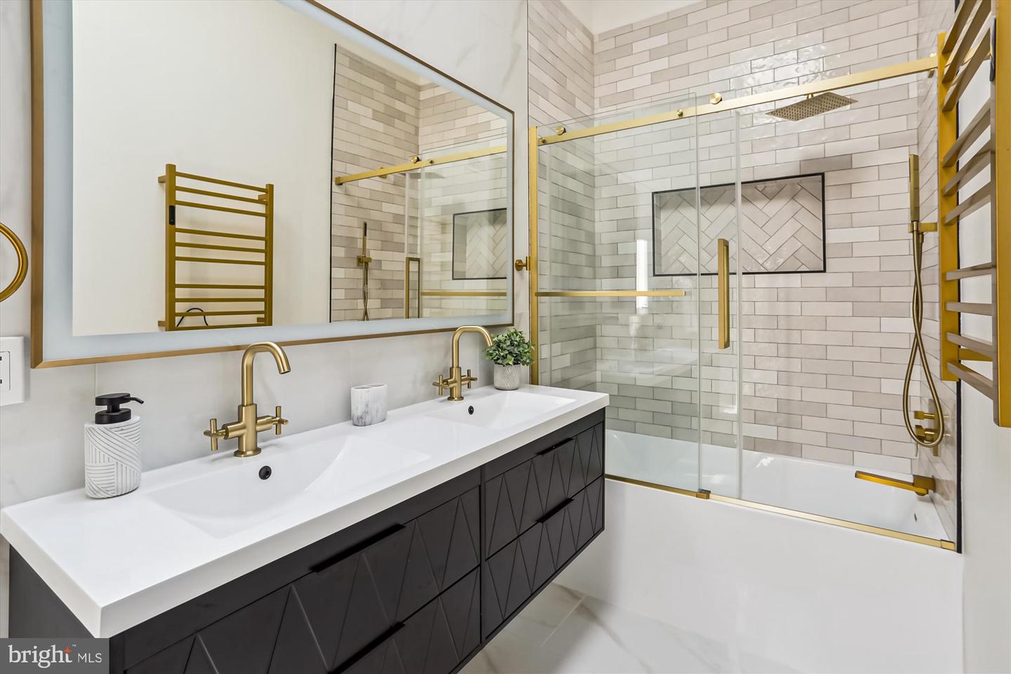 Washington, District Of Columbia, 20009, United States, 3 Bedrooms Bedrooms, ,4 BathroomsBathrooms,Residential,Active,2001346