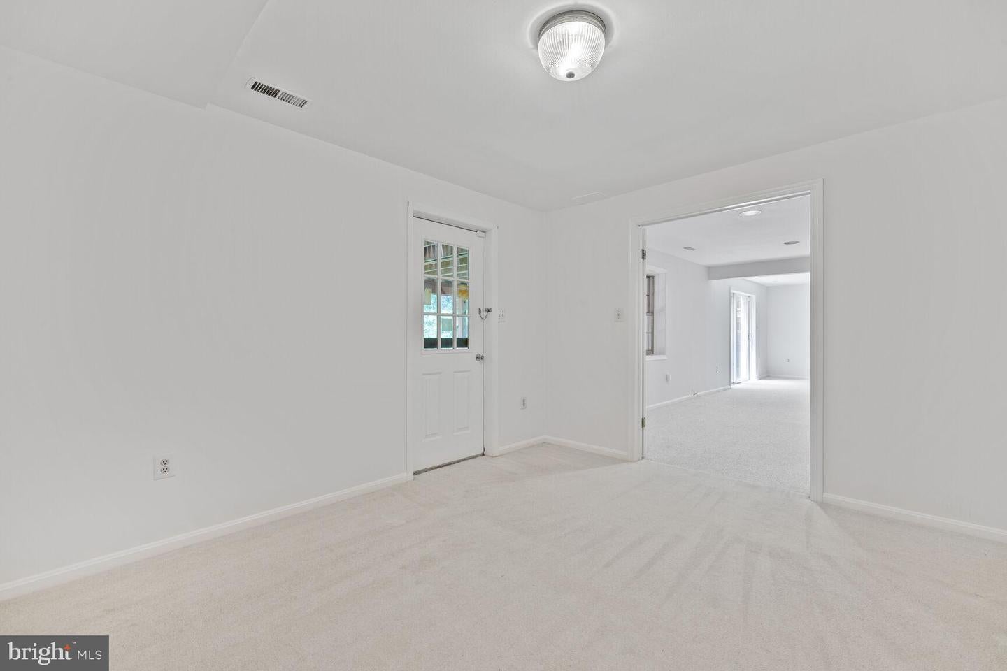 Potomac, Maryland, 20854, United States, 6 Bedrooms Bedrooms, ,6 BathroomsBathrooms,Residential,Active,1823958