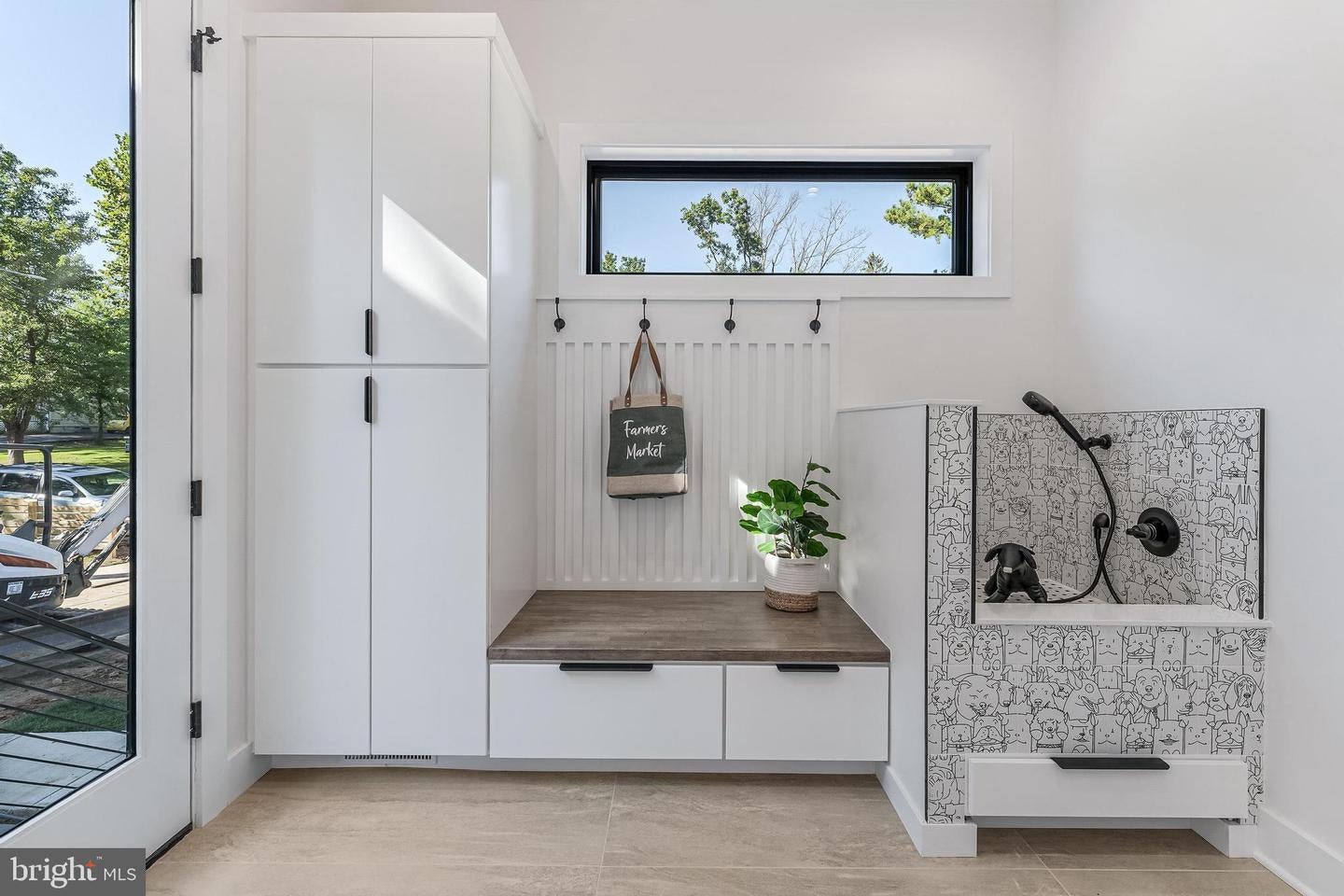 Falls Church, Virginia, 22042, United States, 6 Bedrooms Bedrooms, ,6 BathroomsBathrooms,Residential,Active,1989772