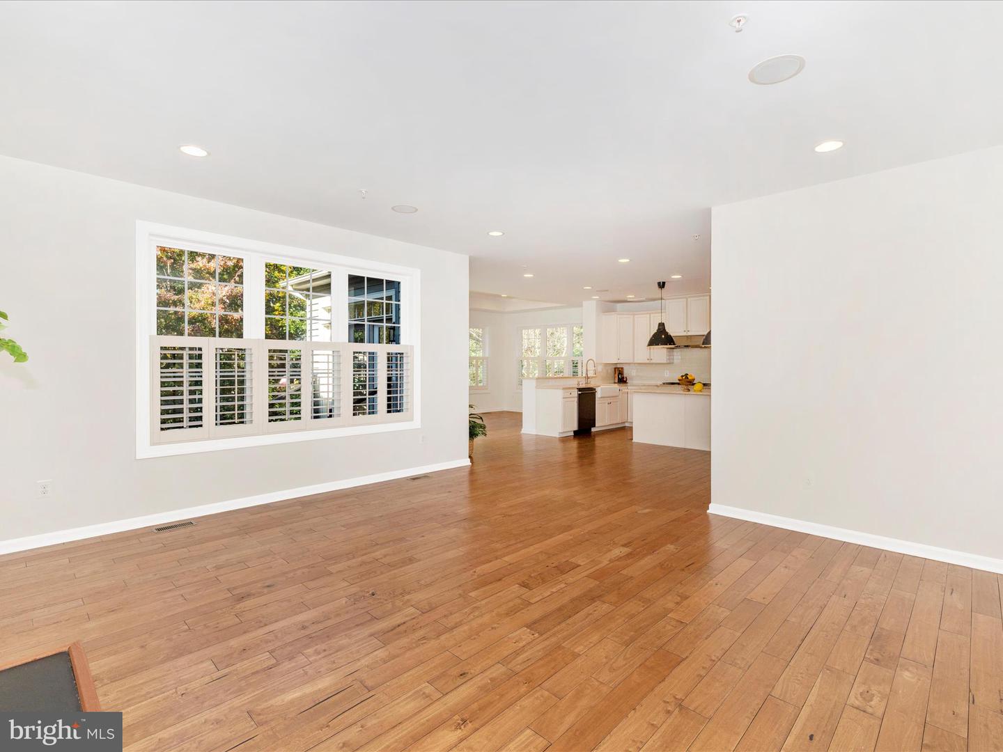 North Potomac, Maryland, 20878, United States, 4 Bedrooms Bedrooms, ,4 BathroomsBathrooms,Residential,Active,1968118