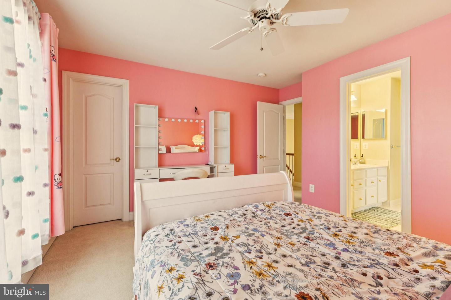 Gainesville, Virginia, 20155, United States, 5 Bedrooms Bedrooms, ,5 BathroomsBathrooms,Residential,Active,1929794