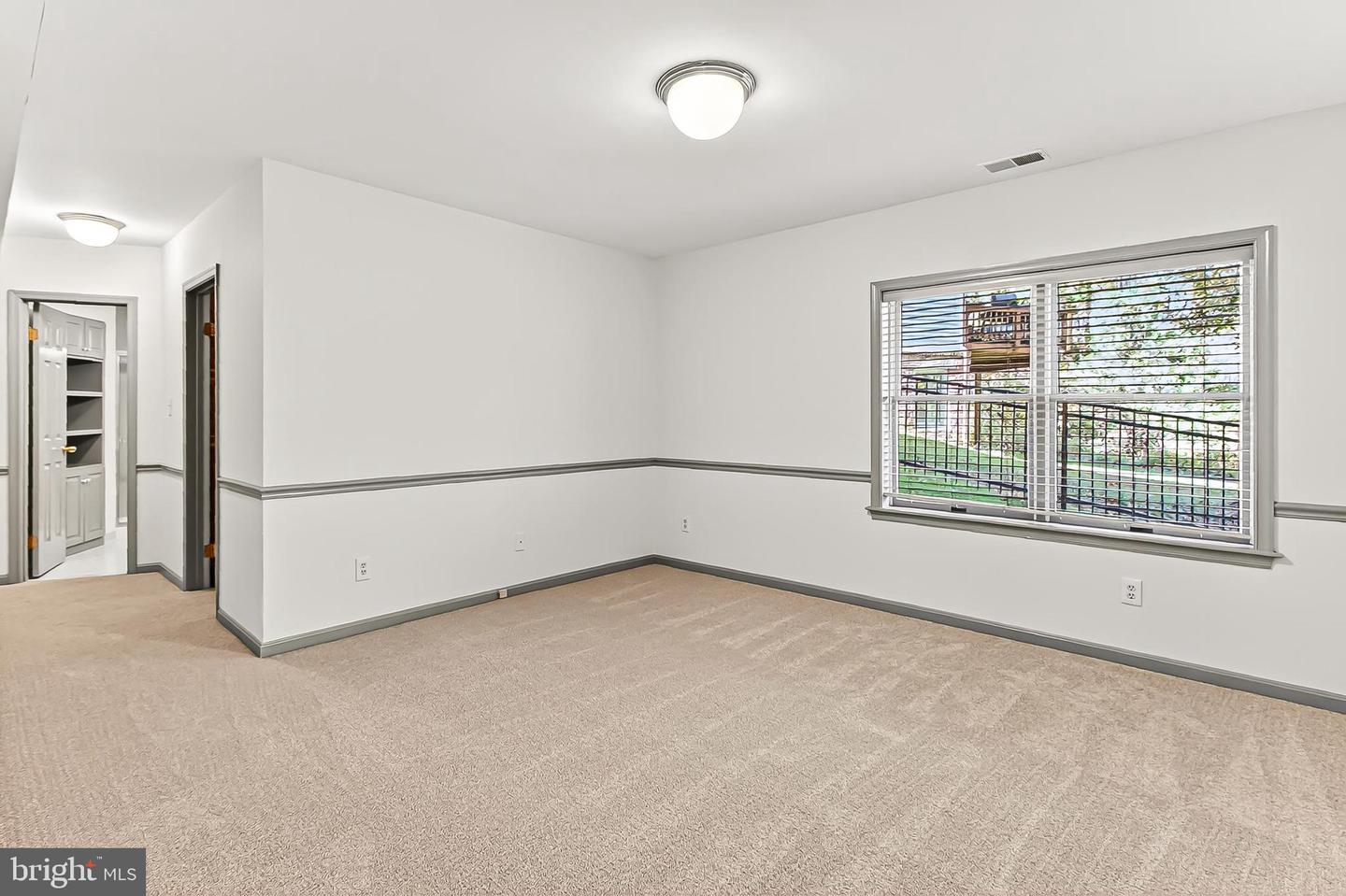 Falls Church, Virginia, 22042, United States, 4 Bedrooms Bedrooms, ,5 BathroomsBathrooms,Residential,Active,1988475