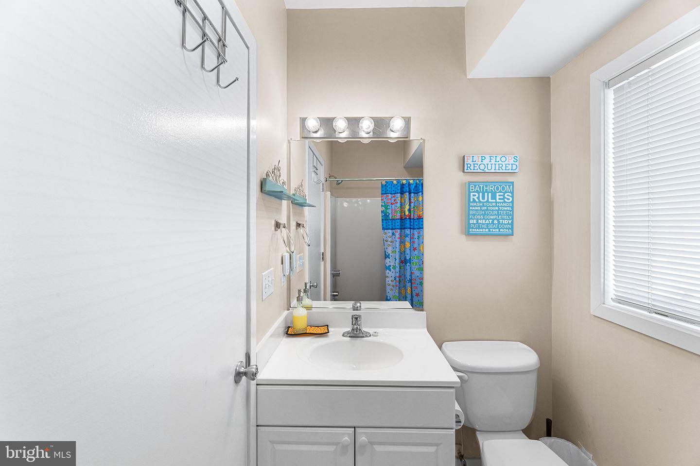 Fenwick Island, Delaware, 19944, United States, 6 Bedrooms Bedrooms, ,6 BathroomsBathrooms,Residential,Active,1973374