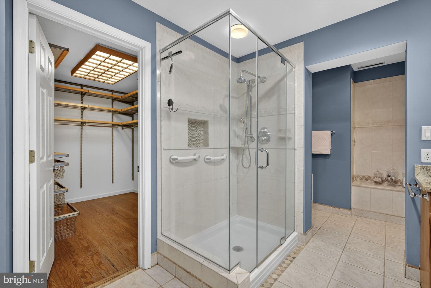 Lovettsville, Virginia, 20180, United States, ,2 BathroomsBathrooms,Residential,Active,1954034