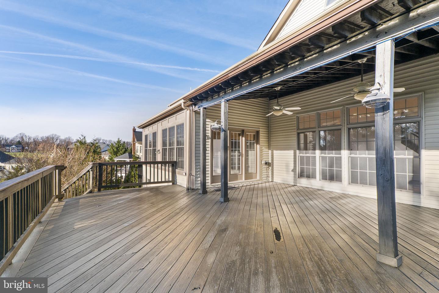 Clarksburg, Maryland, 20871, United States, 5 Bedrooms Bedrooms, ,5 BathroomsBathrooms,Residential,Active,2001354