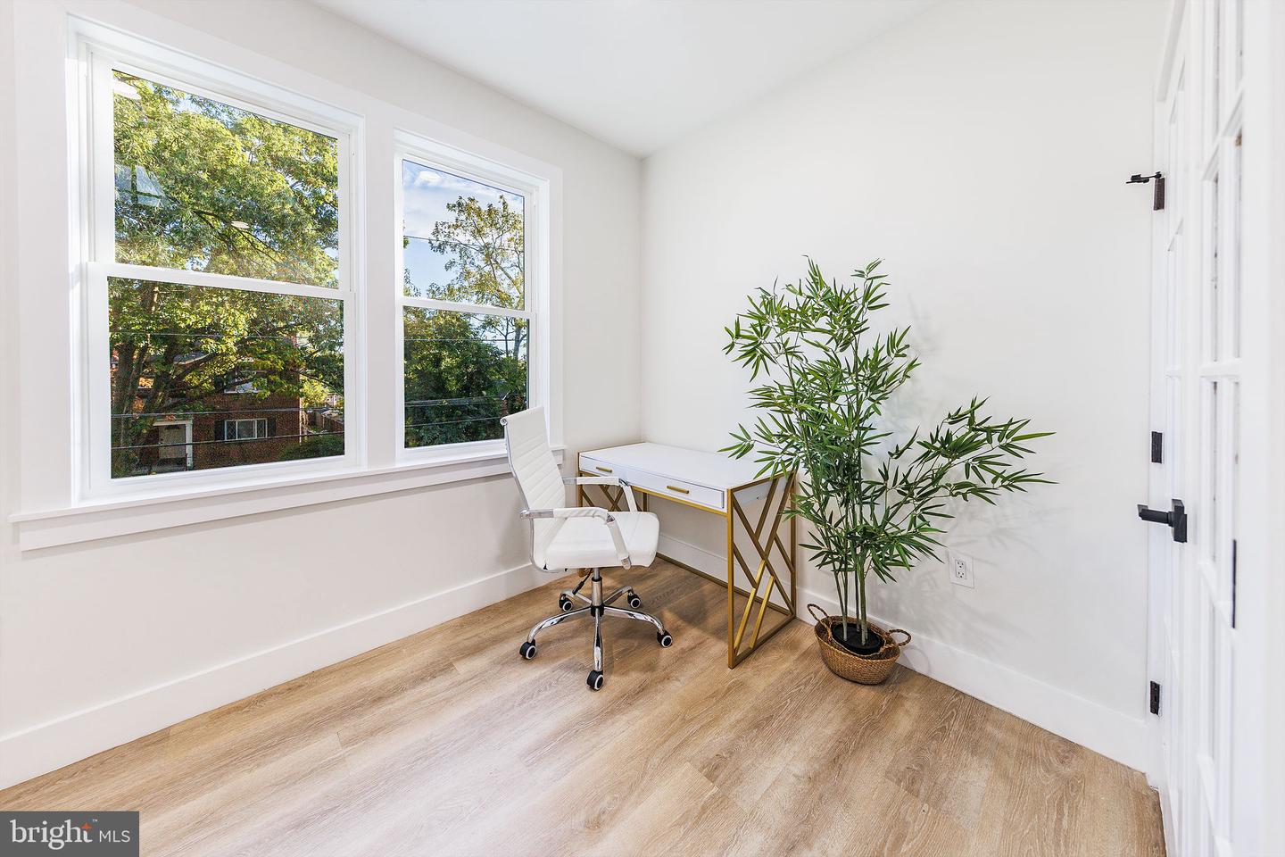 Washington, District Of Columbia, 20018, United States, 6 Bedrooms Bedrooms, ,5 BathroomsBathrooms,Residential,Active,1964489