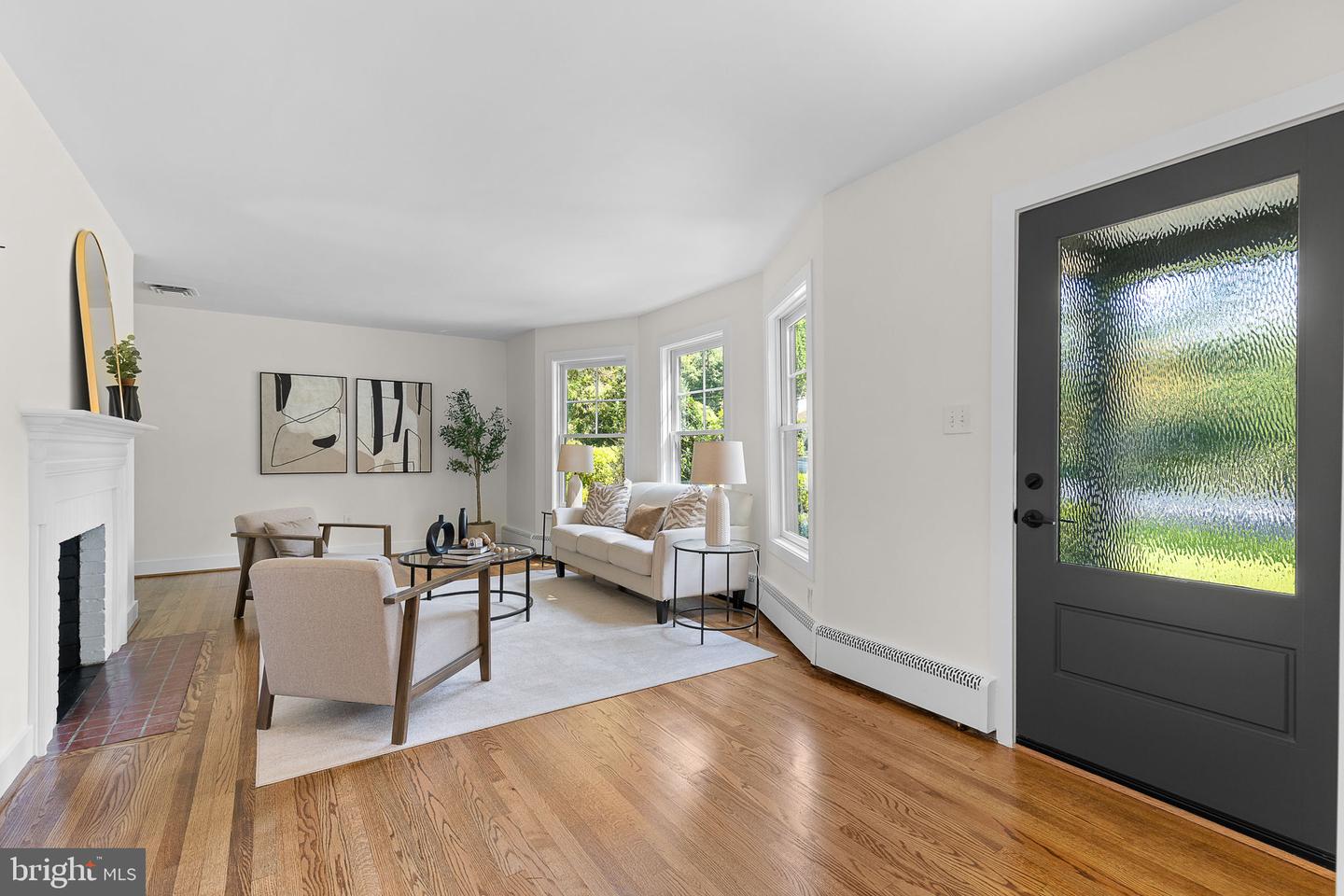 Falls Church, Virginia, 22044, United States, 4 Bedrooms Bedrooms, ,3 BathroomsBathrooms,Residential,Active,1894525