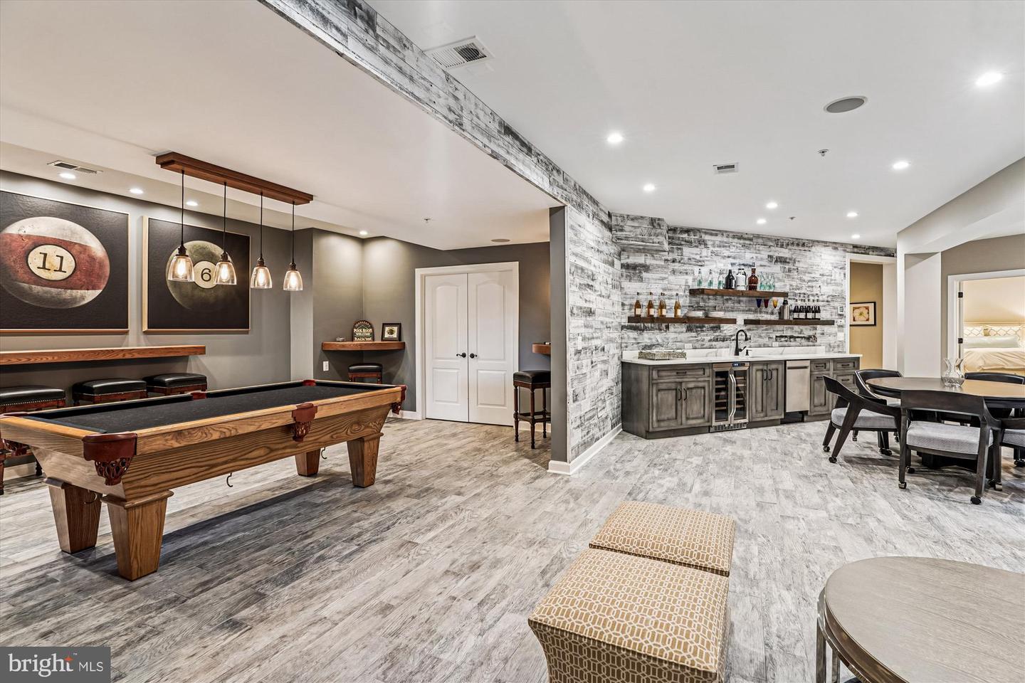 Leesburg, Virginia, 20175, United States, 5 Bedrooms Bedrooms, ,6 BathroomsBathrooms,Residential,Active,1987213