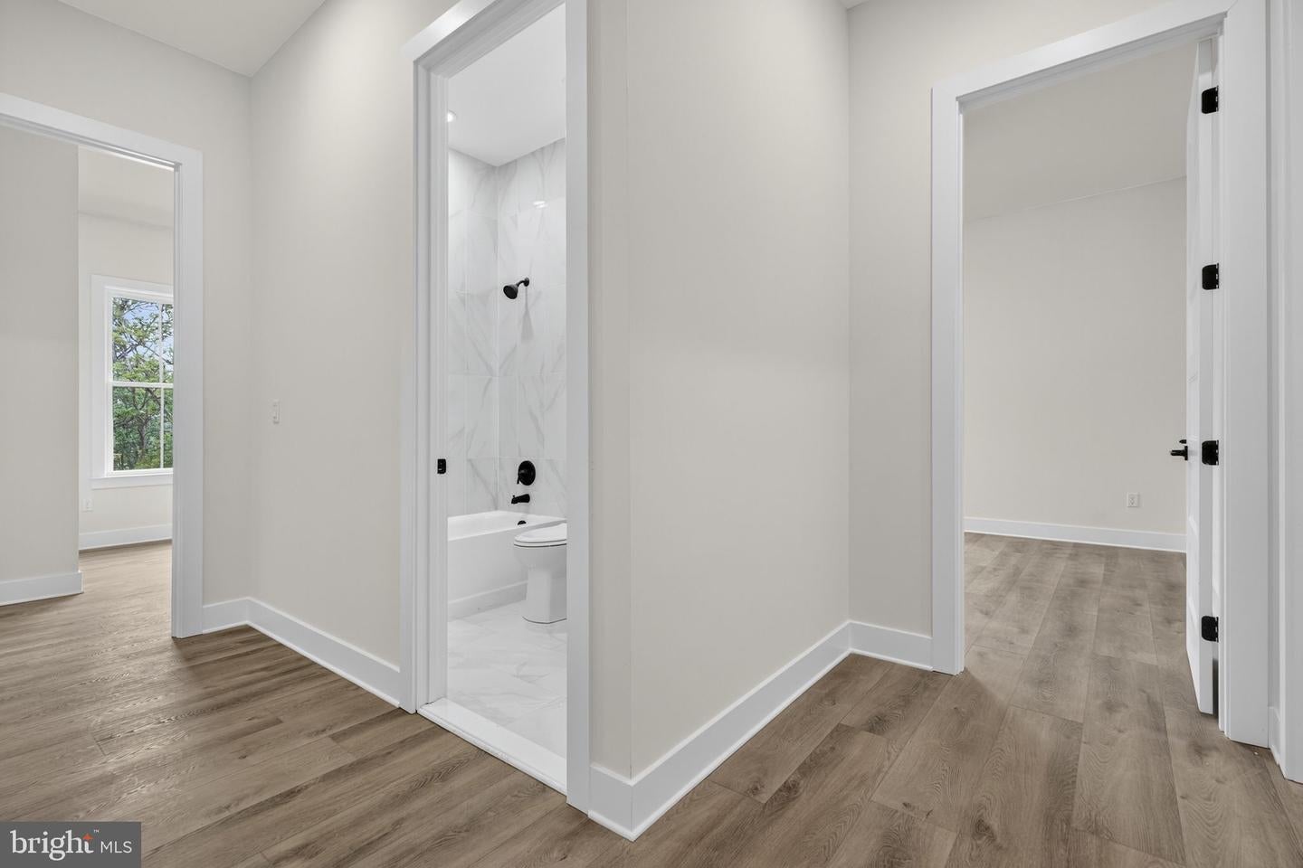 Warrenton, Virginia, 20187, United States, 5 Bedrooms Bedrooms, ,6 BathroomsBathrooms,Residential,Active,2006968